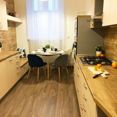 Aleja 3 Maja 7 By Homeprime