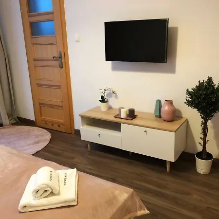 Aleja 3 Maja 7 By Homeprime Varsó